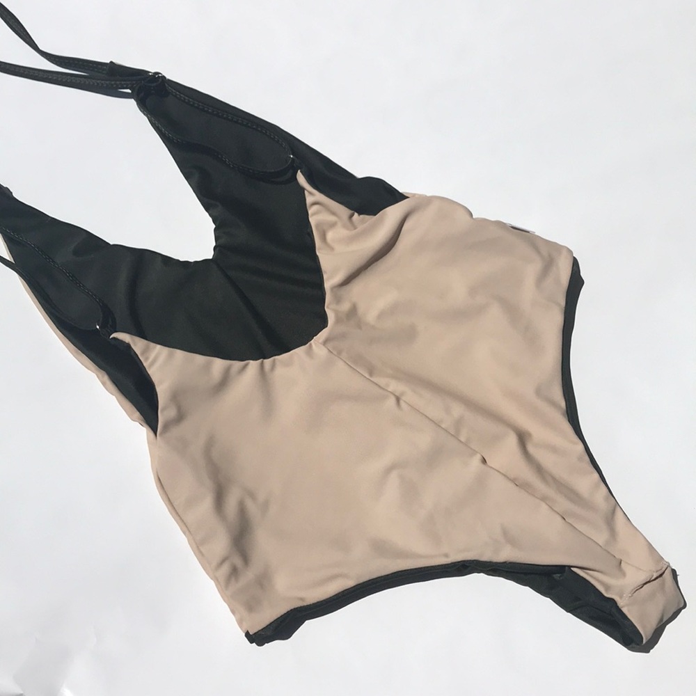 LAST1️⃣ Brazilian One Piece Reversible Bikini - Picture 6 of 8